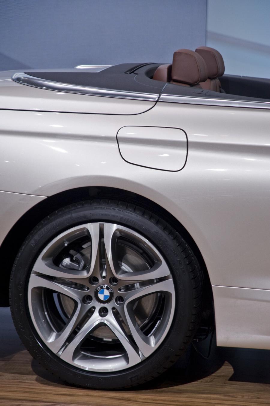  BMW 6-Series Convertible 2011 года  (фото 314 из 320)